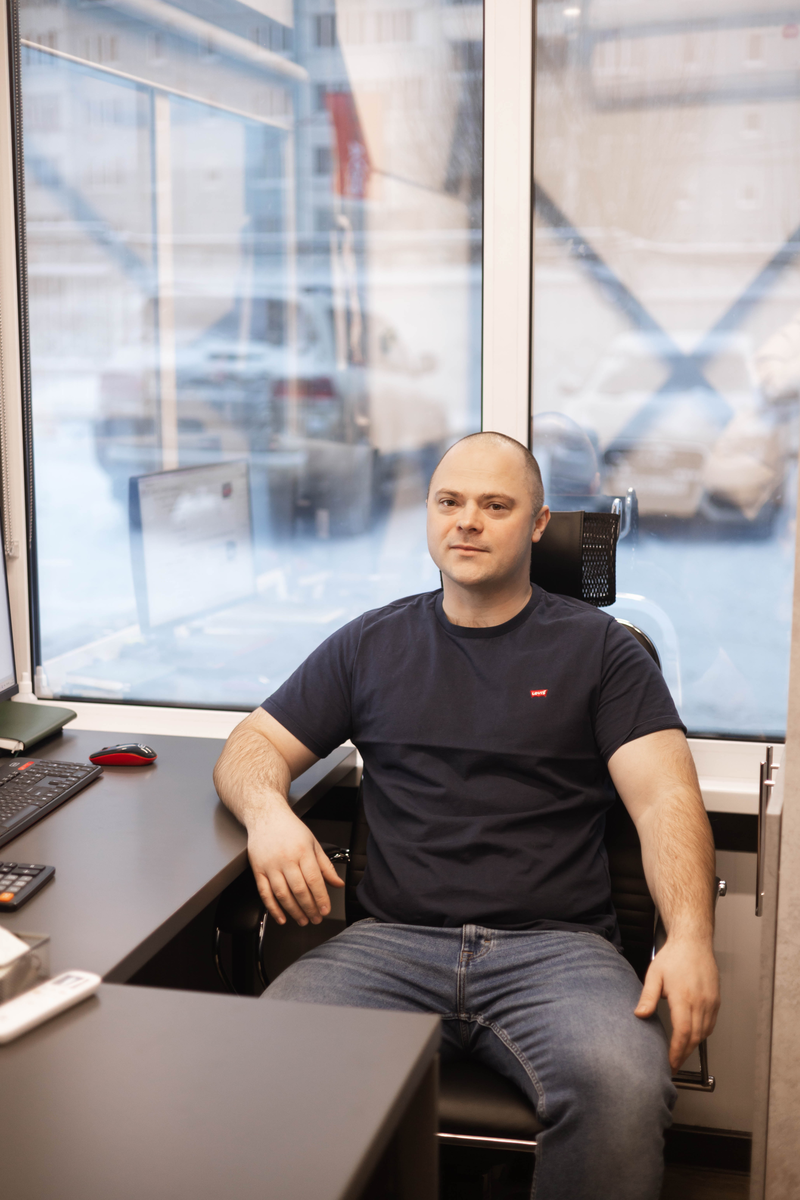 Михаил - Генеральный директор